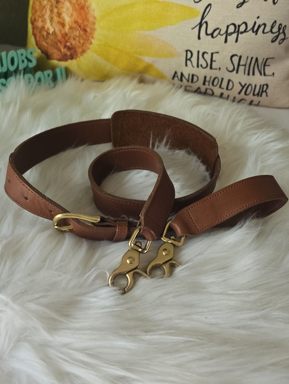Coach Brown Leather Strap with Gold lobster claw Openings British TAN